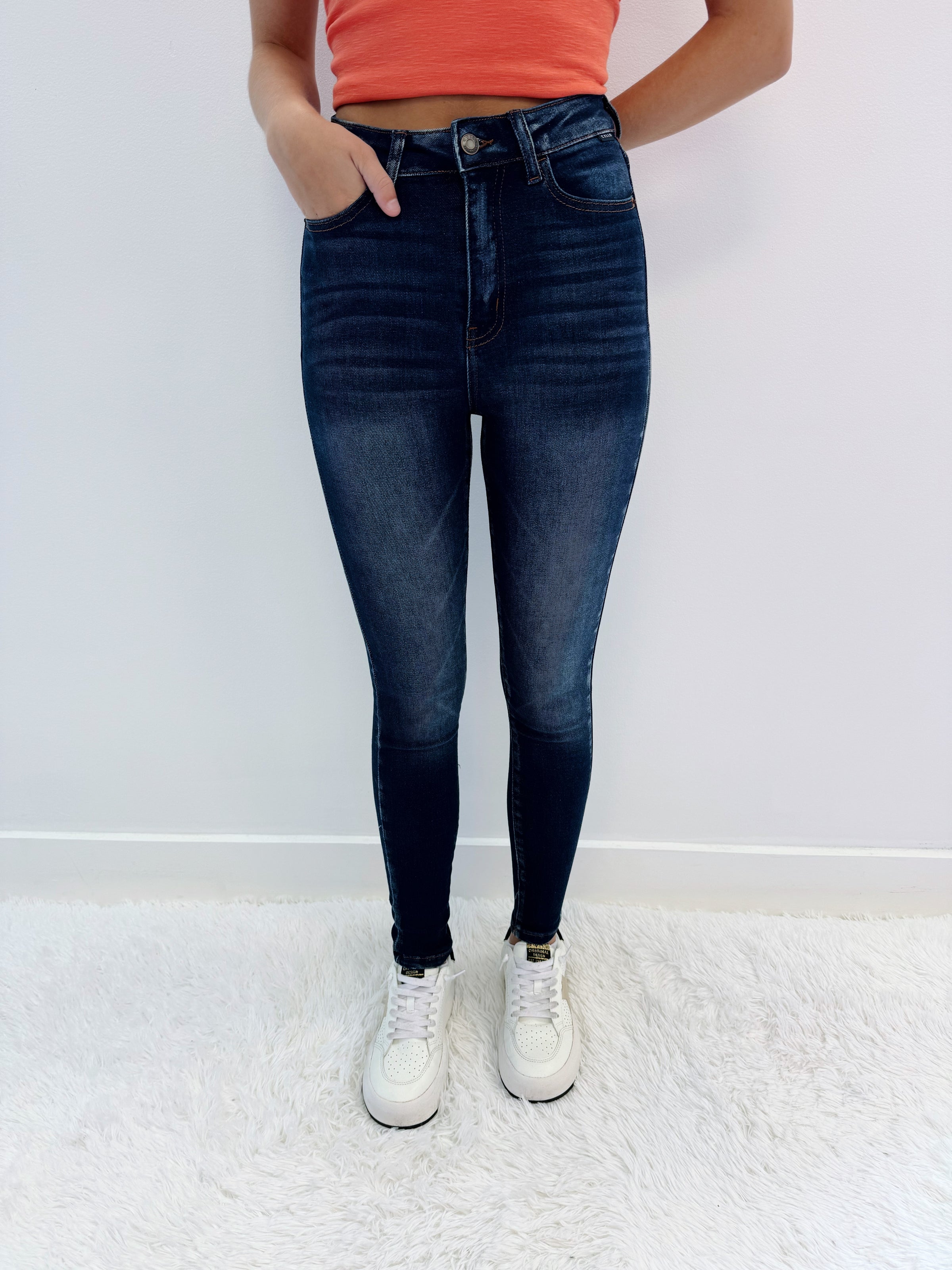 Cello Dark Denim 11-Inch Rise Skinny Jeans