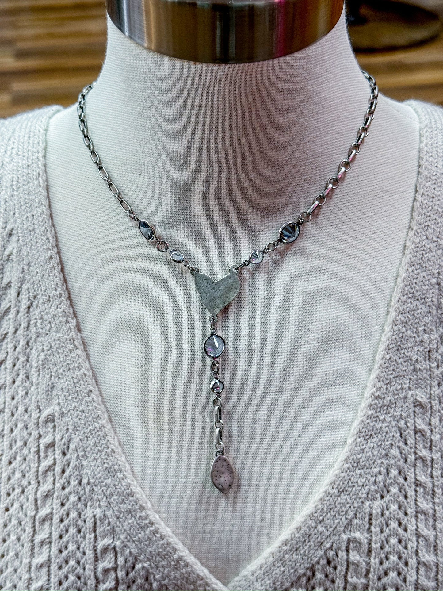 Nickel Short Simple Pave Heart Necklace