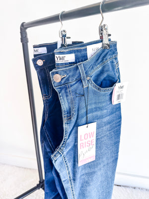 High-Rise Flared Jeans With Frayed Hem