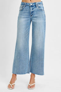 Risen Mid Rise Crop Wide Raw Cut Hem Jeans Light Wash