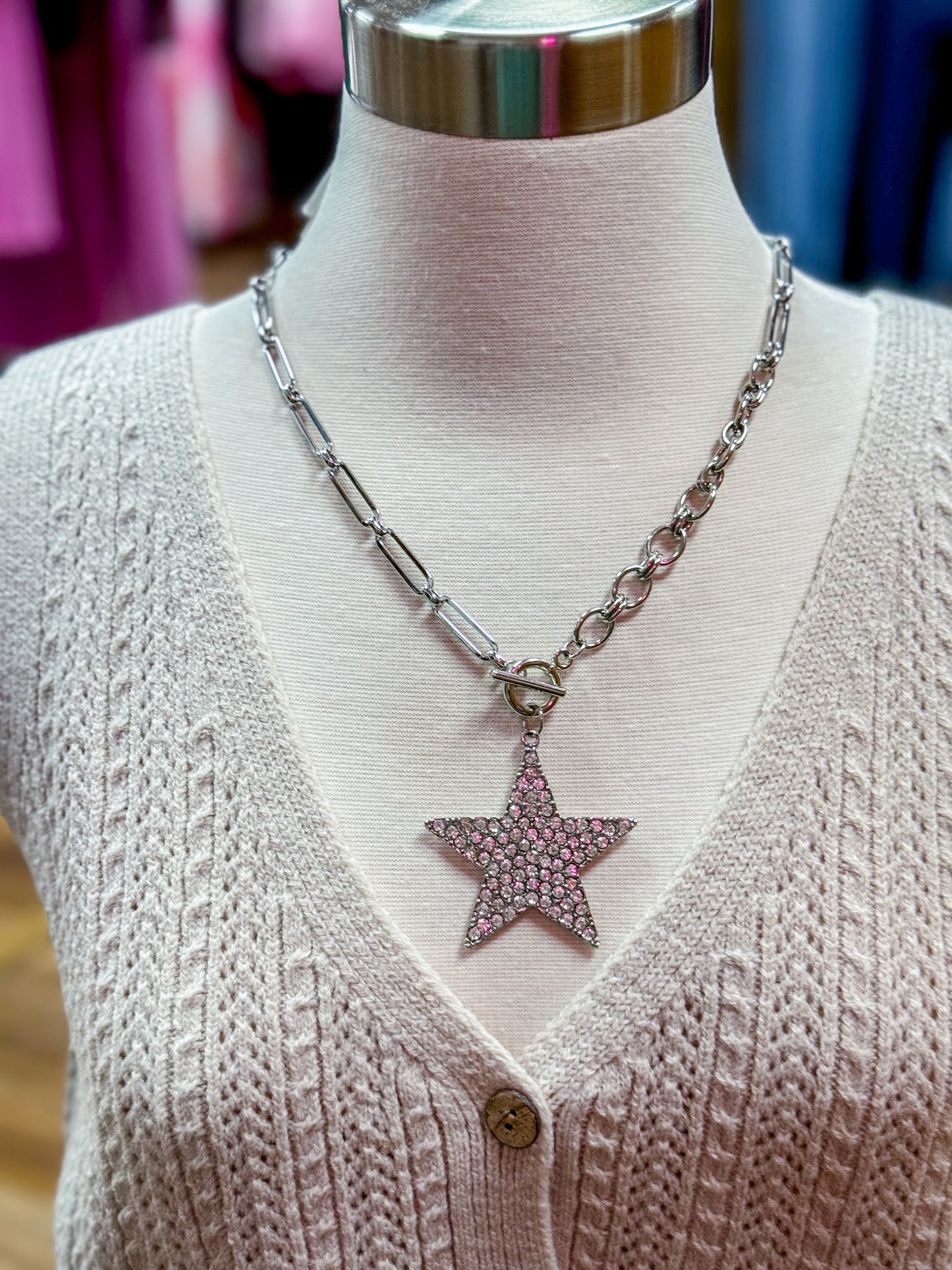 Rhinestone Star Pendant Necklace