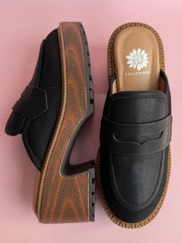 Yellow Box Barclay Clog