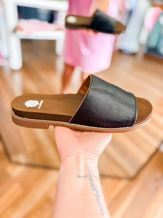 Yellow Box Black Slide