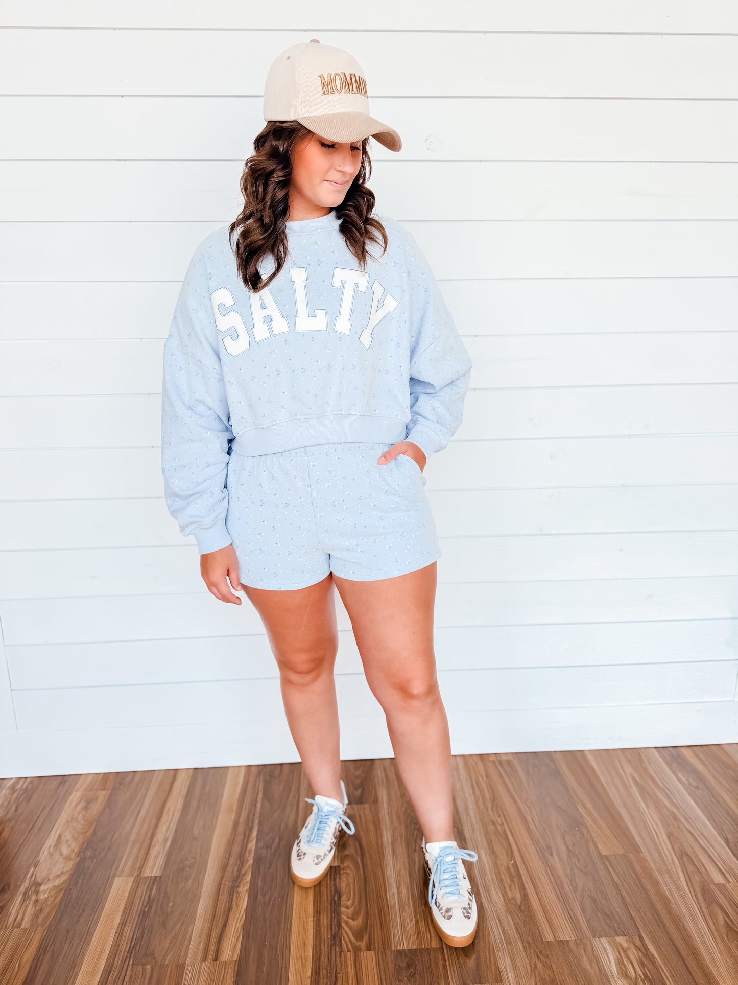 Blue Salty Daisy Crewneck Sweatshirt