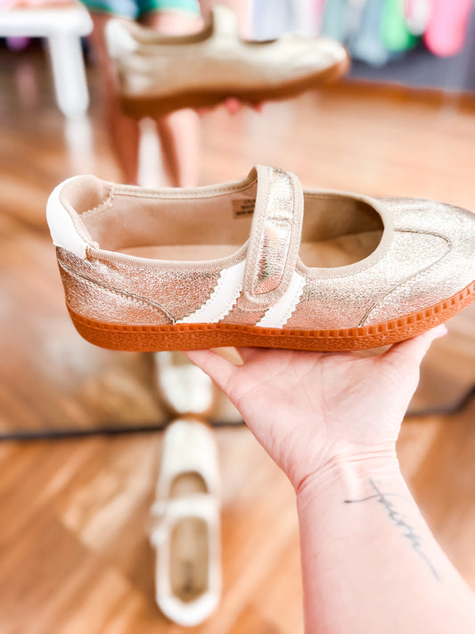 Corky's Gold Sneaker