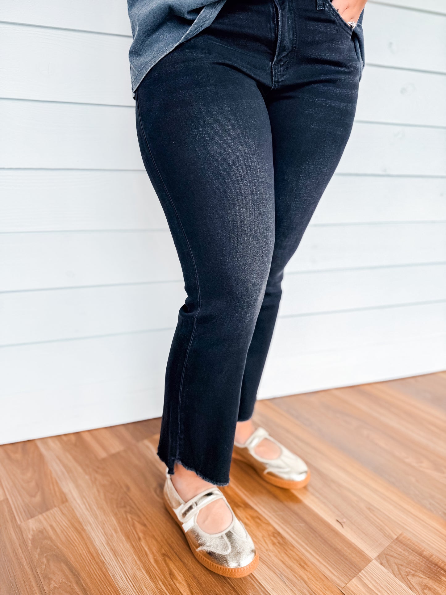 Vervet Mid Rise Raw Hem Black Crop Flares