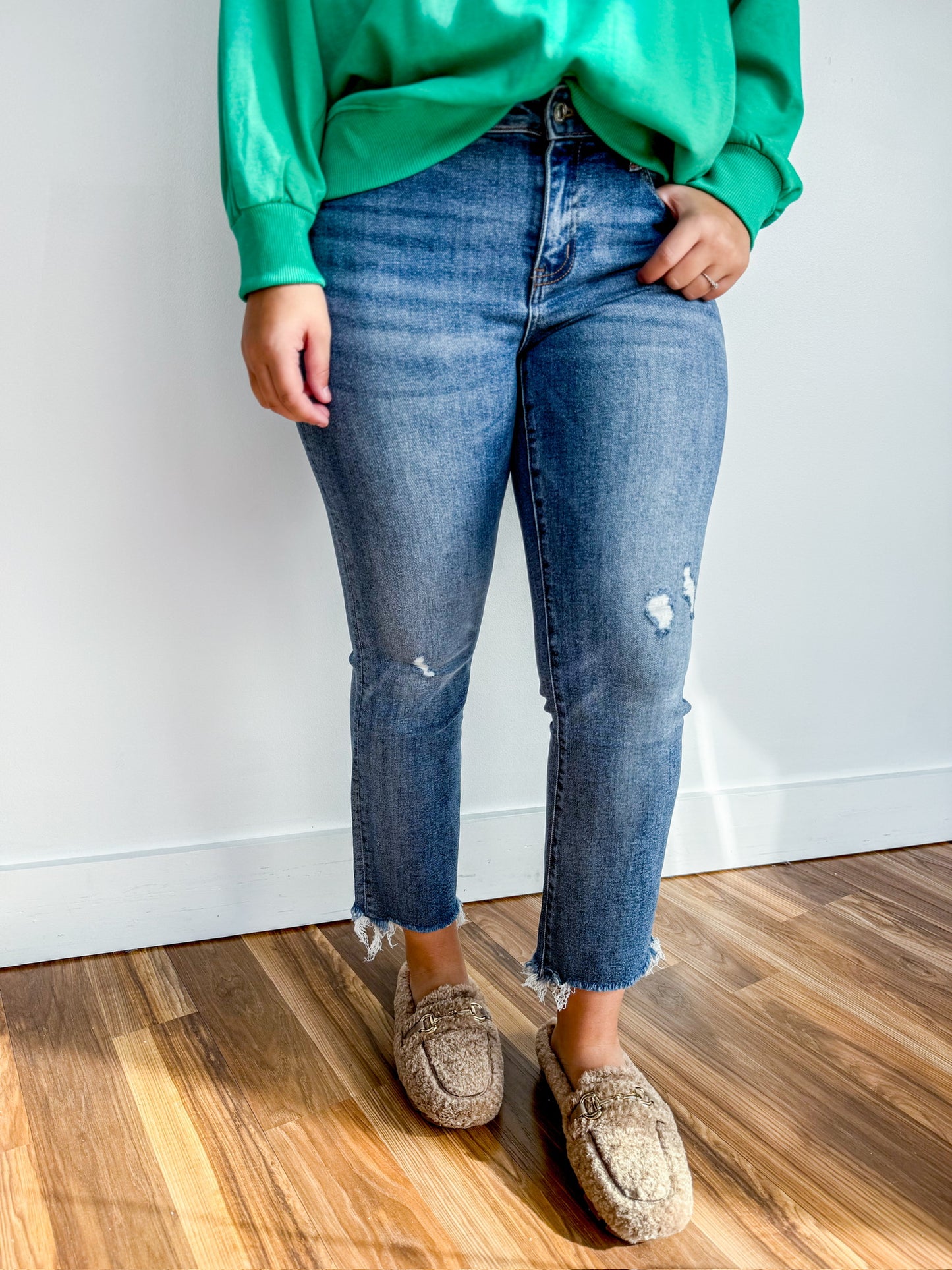 Lovervet Mid Rise Ankle Bootcut Jeans