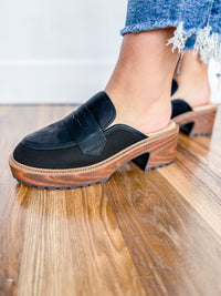 Yellow Box Barclay Clog