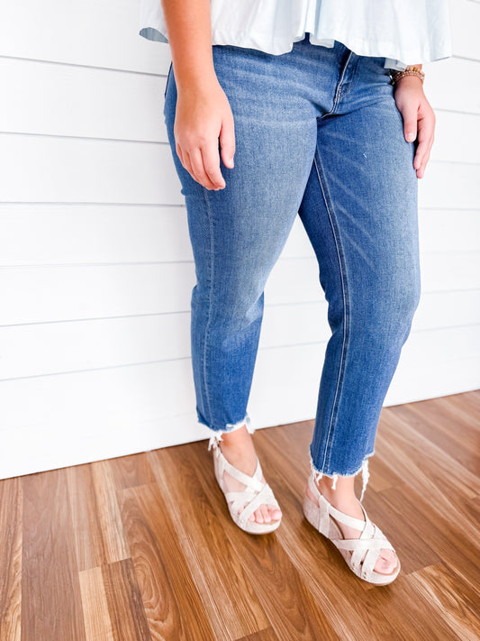 Vervet High Rise Frayed Hem Crop Straight Jeans