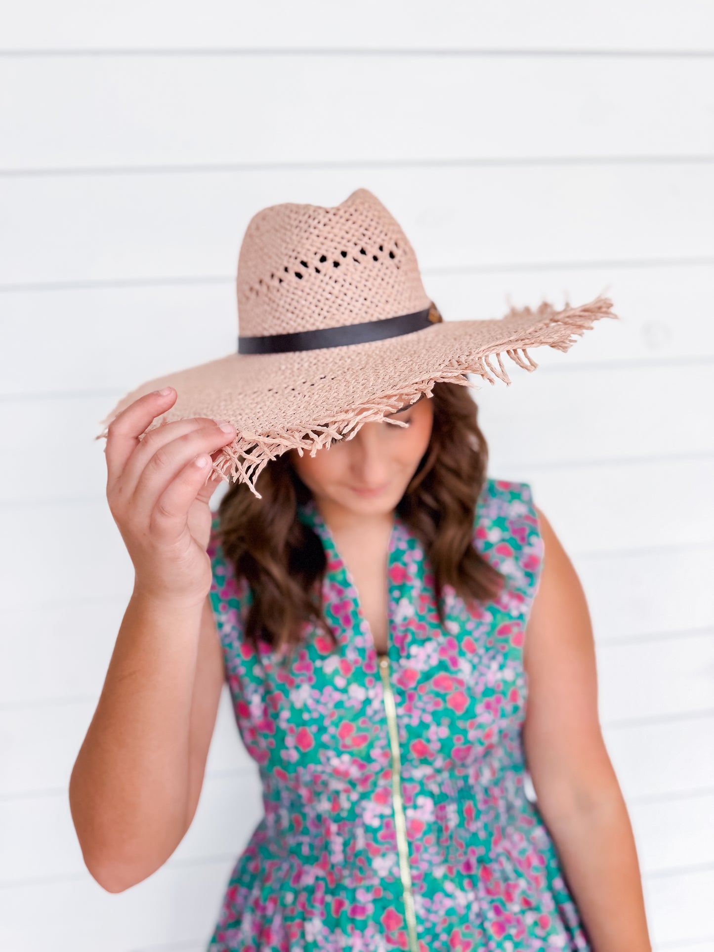 Claudia Wide Brim Straw Hat w/ Frayed Edge: Blush