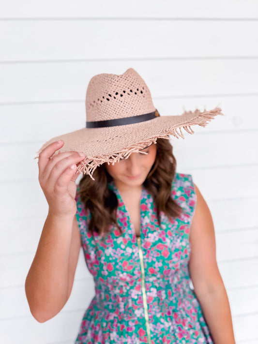 Claudia Wide Brim Straw Hat w/ Frayed Edge: Blush