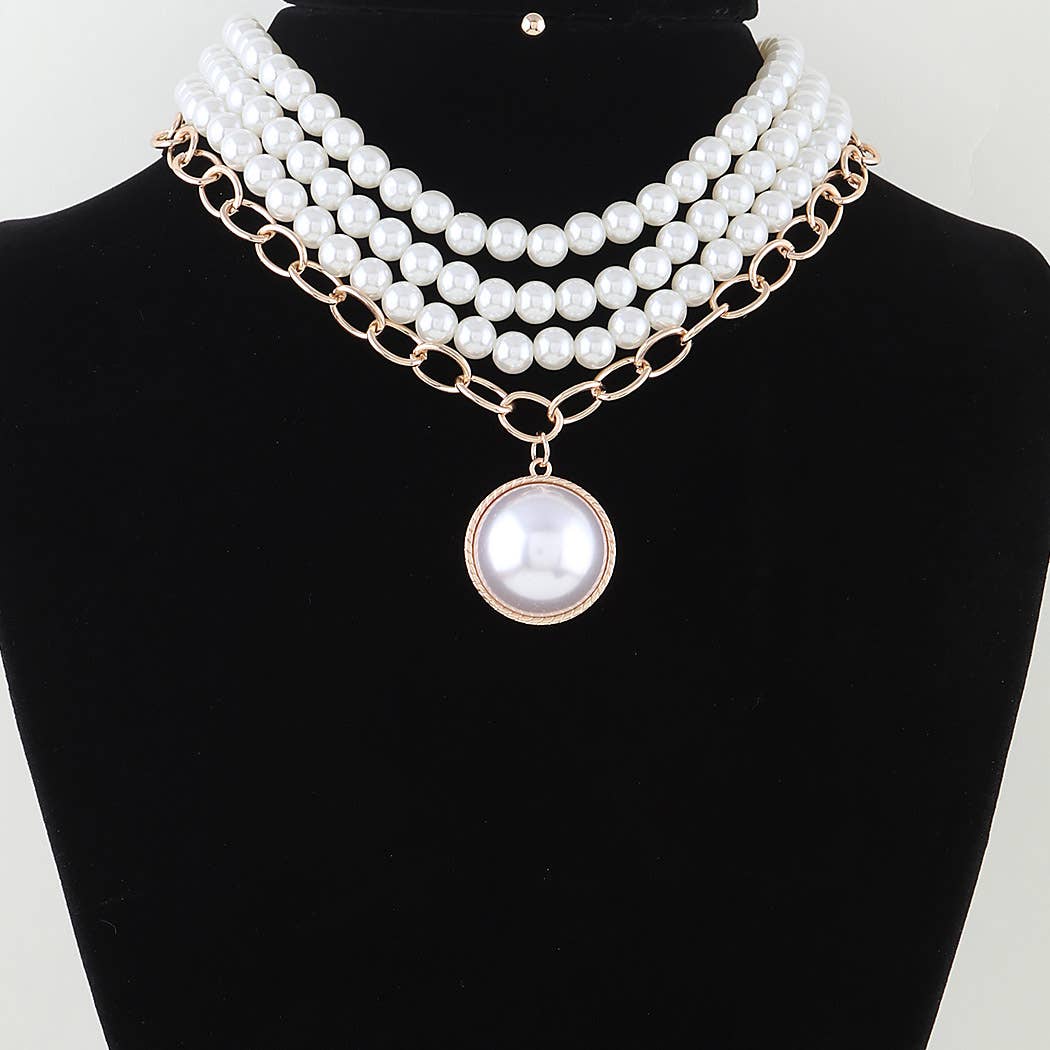 Multi Pearl Stone Pendant Beaded Necklace