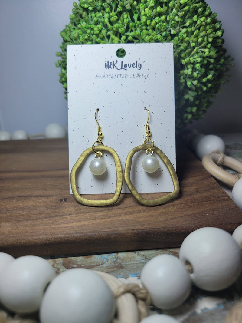 Hammered/Pearl Dangles