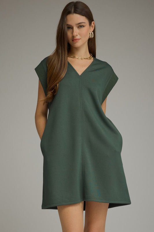 💚 Forest & Flirty Dress